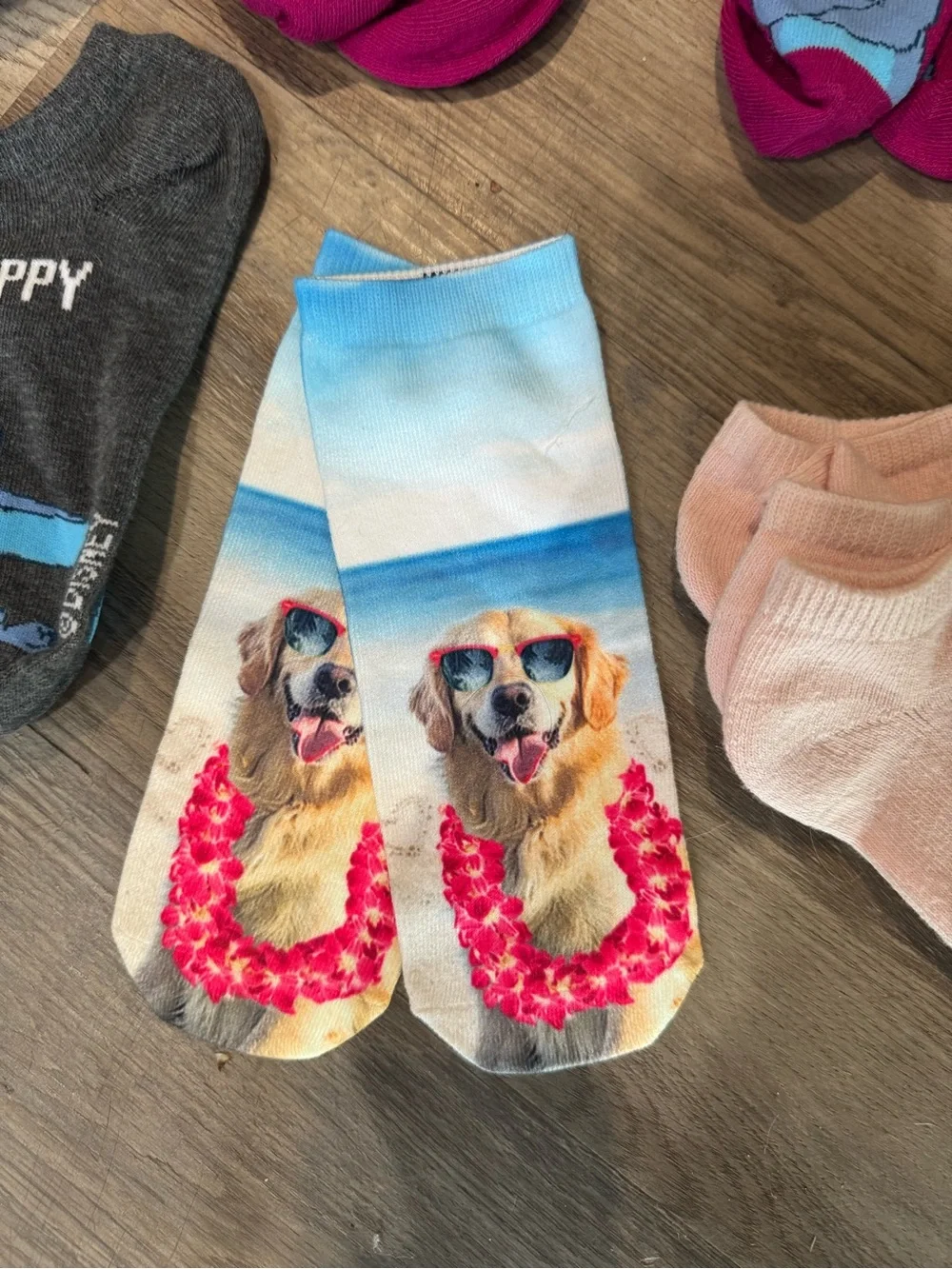 Lot of 9 pairs of girls socks lilo & stitch golden retriever dog